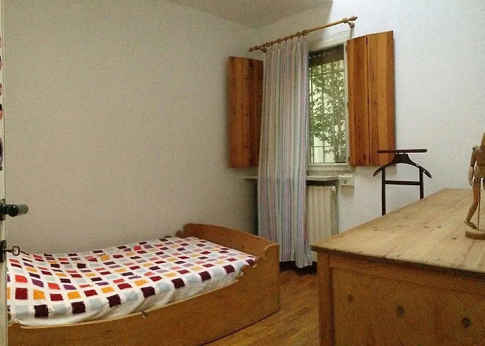 Alla Rosa Bed & Breakfast 4*